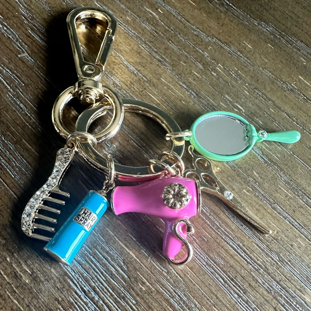 NWOT Charming Hair Salon/Stylist Keychain with stylist aesthetic charms.